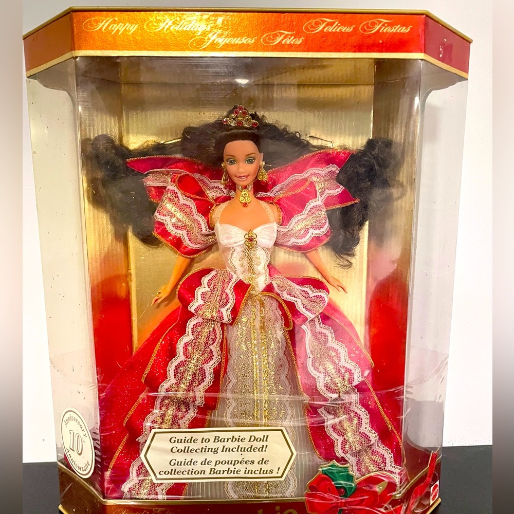 Mattel Happy Holidays Special Edition Barbie 10th Anniversary NIB 1997